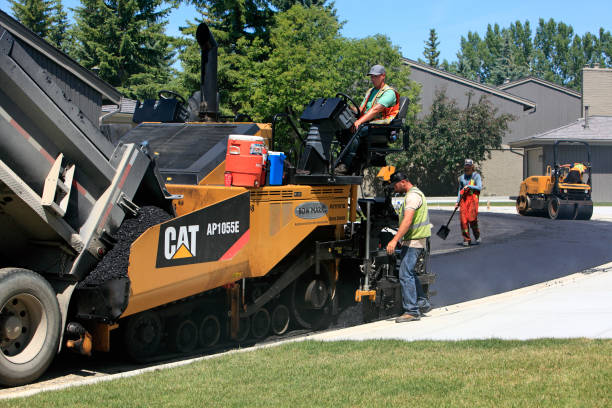 Best Driveway Paving Contractor  in Aurora, MN